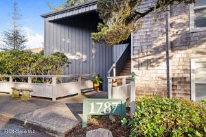 1787 Gearhart Green Drive Property Photo