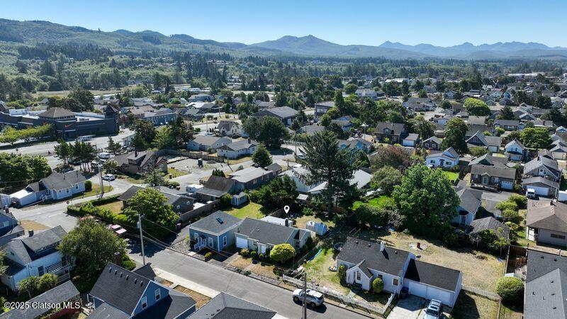 845 9th Avenue Property Photo 3