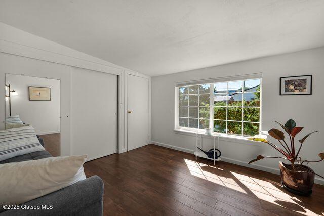 845 9th Avenue Property Photo 17