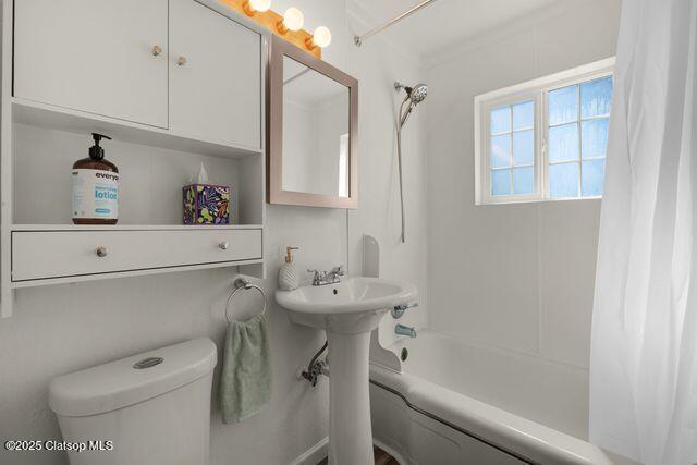 845 9th Avenue Property Photo 18