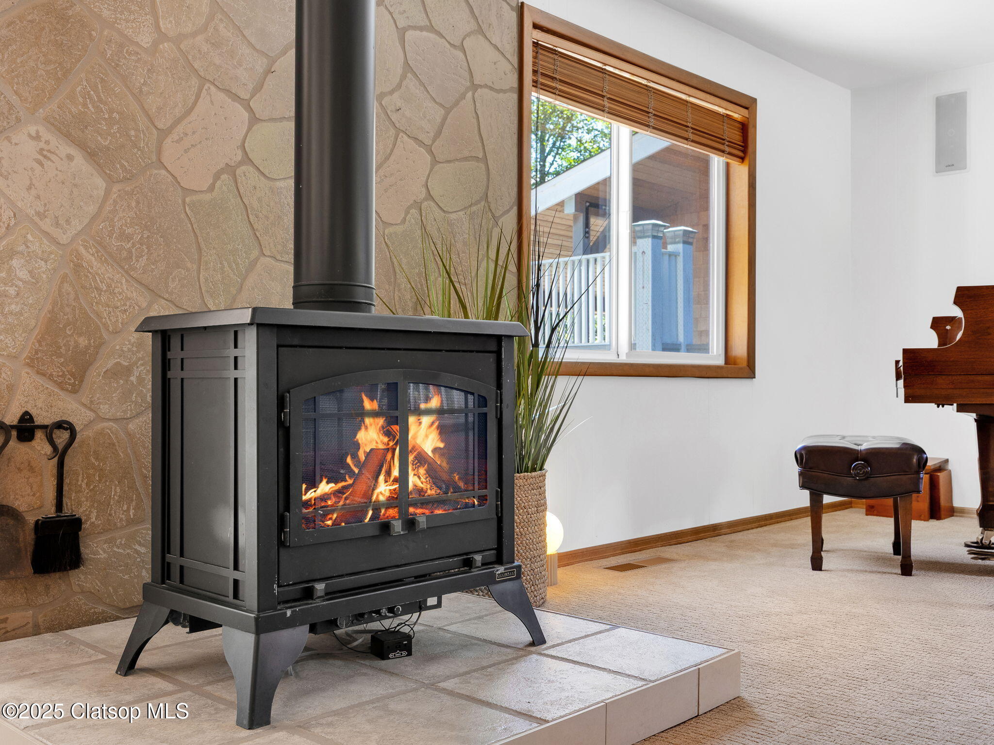 715 N Laurel Street Property Photo 14