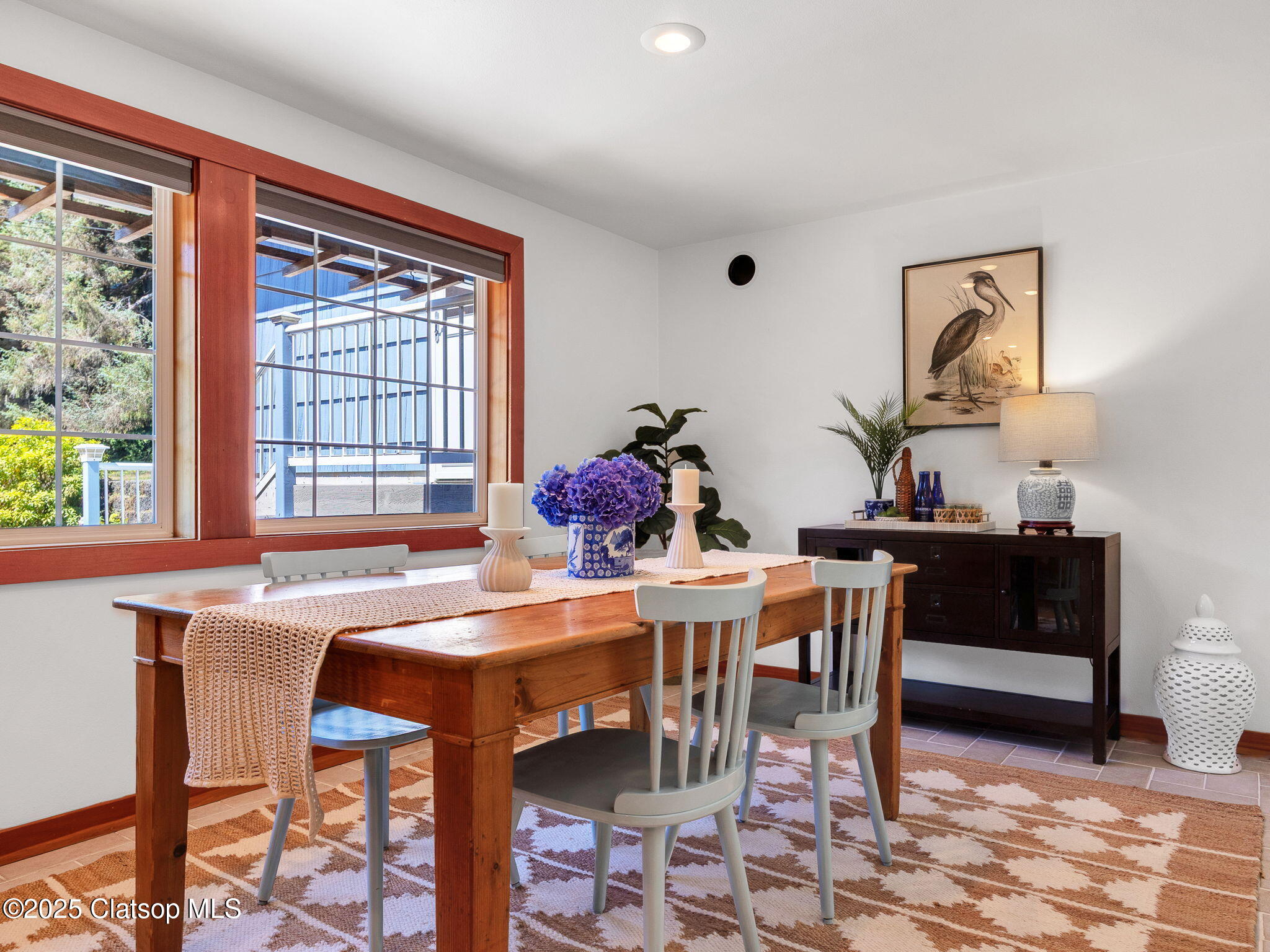 715 N Laurel Street Property Photo 23