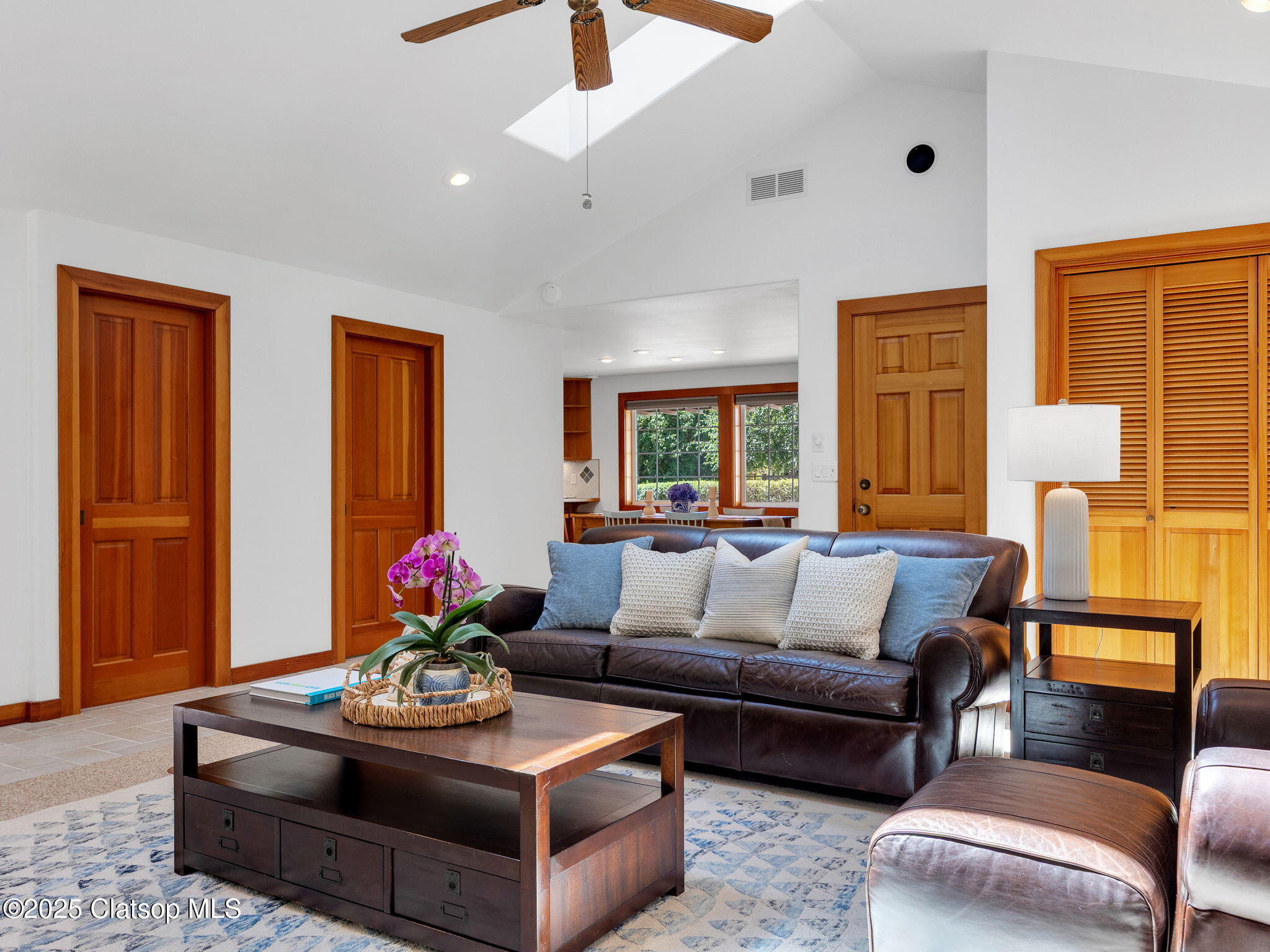 715 N Laurel Street Property Photo 29