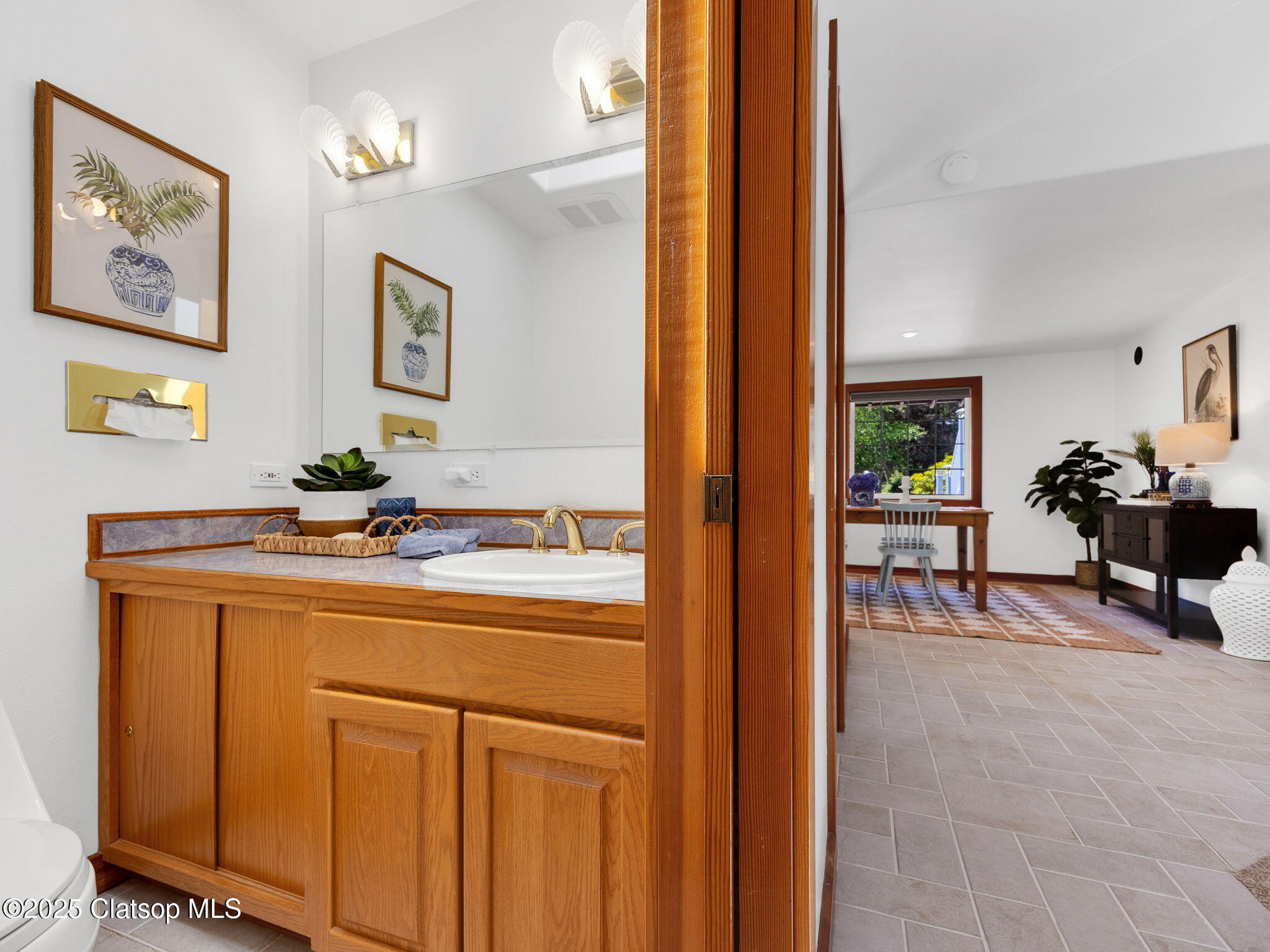 715 N Laurel Street Property Photo 30