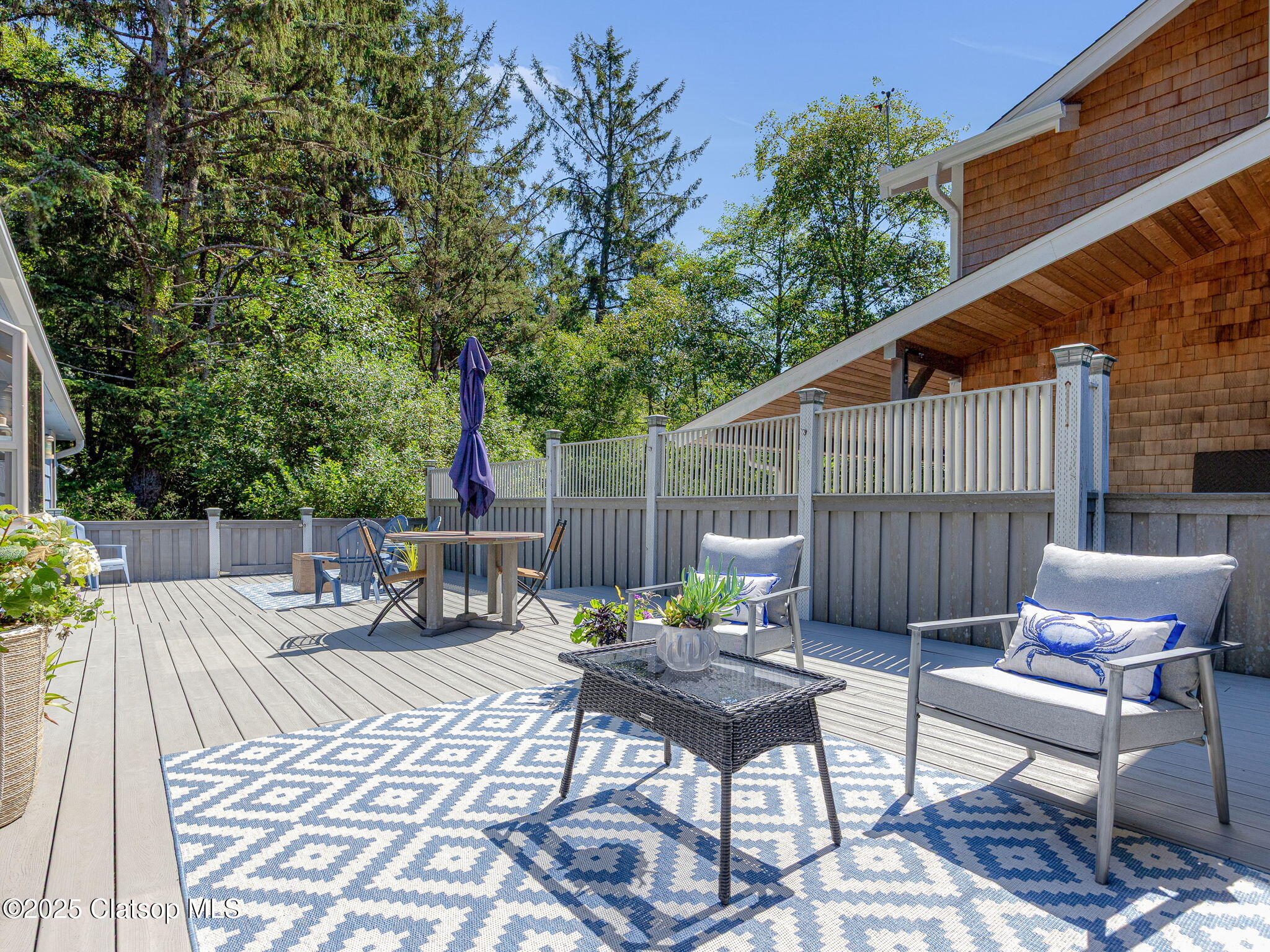 715 N Laurel Street Property Photo 44