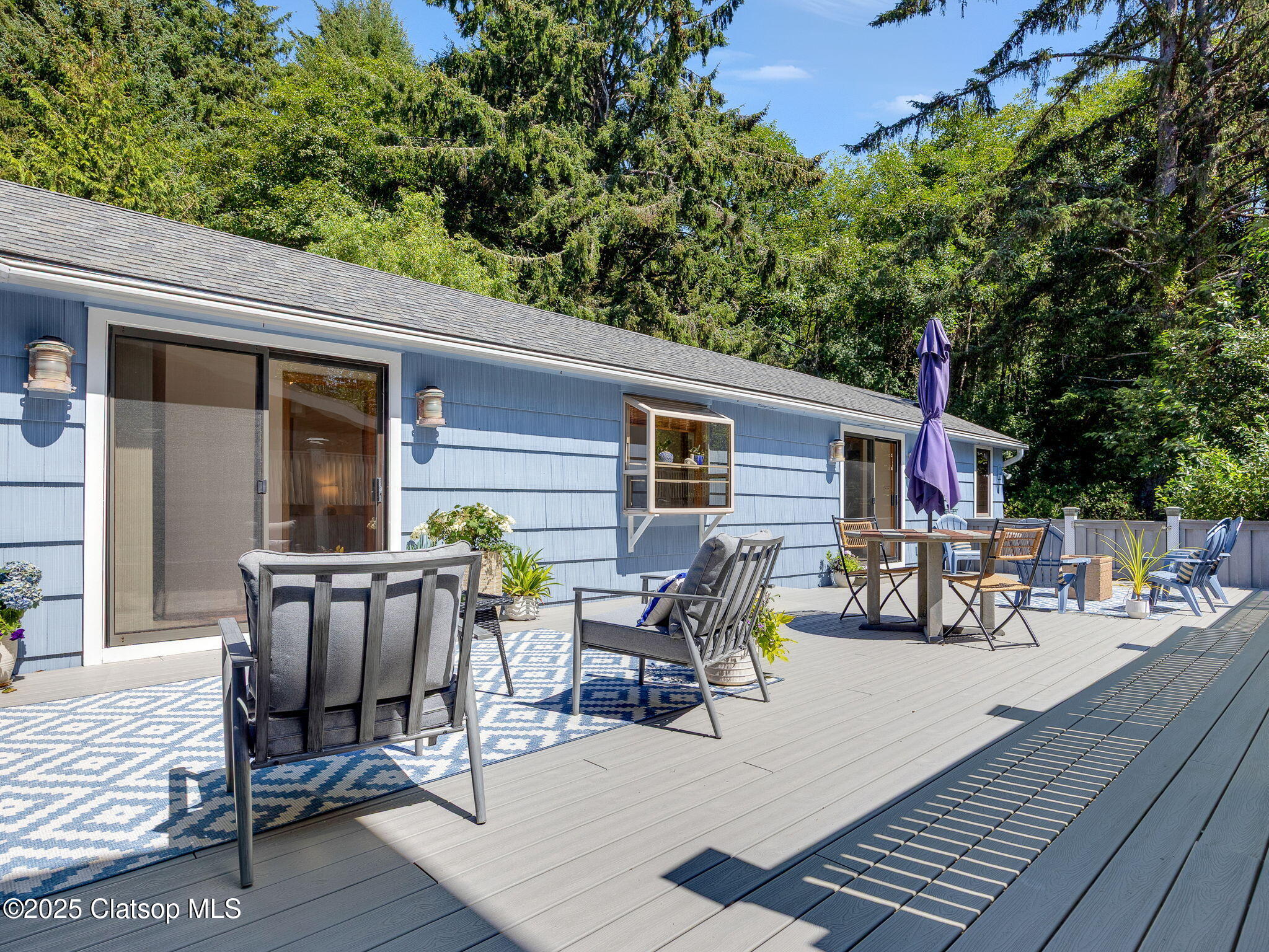 715 N Laurel Street Property Photo 45