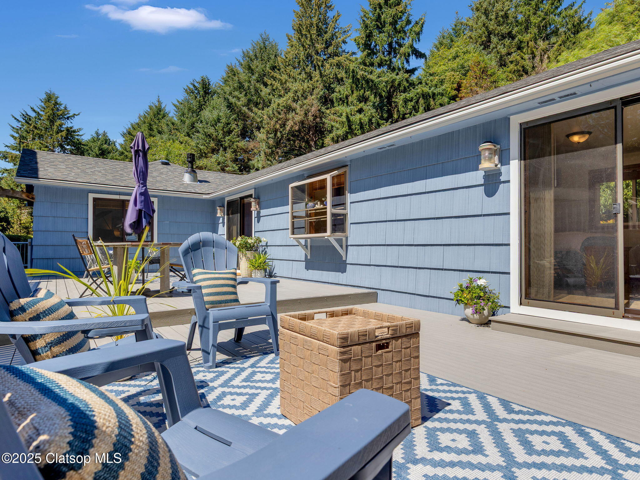 715 N Laurel Street Property Photo 47