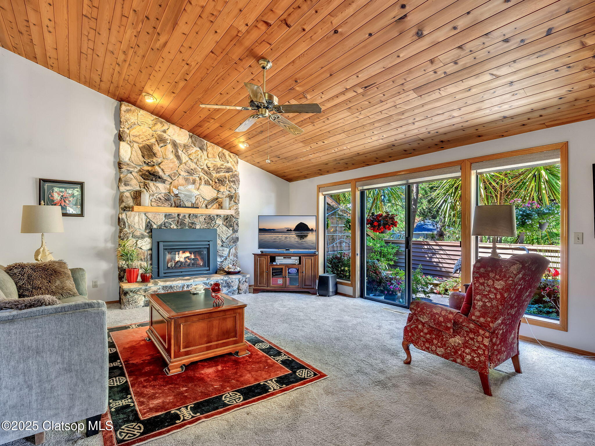 315 N Chinook Street Property Photo 4