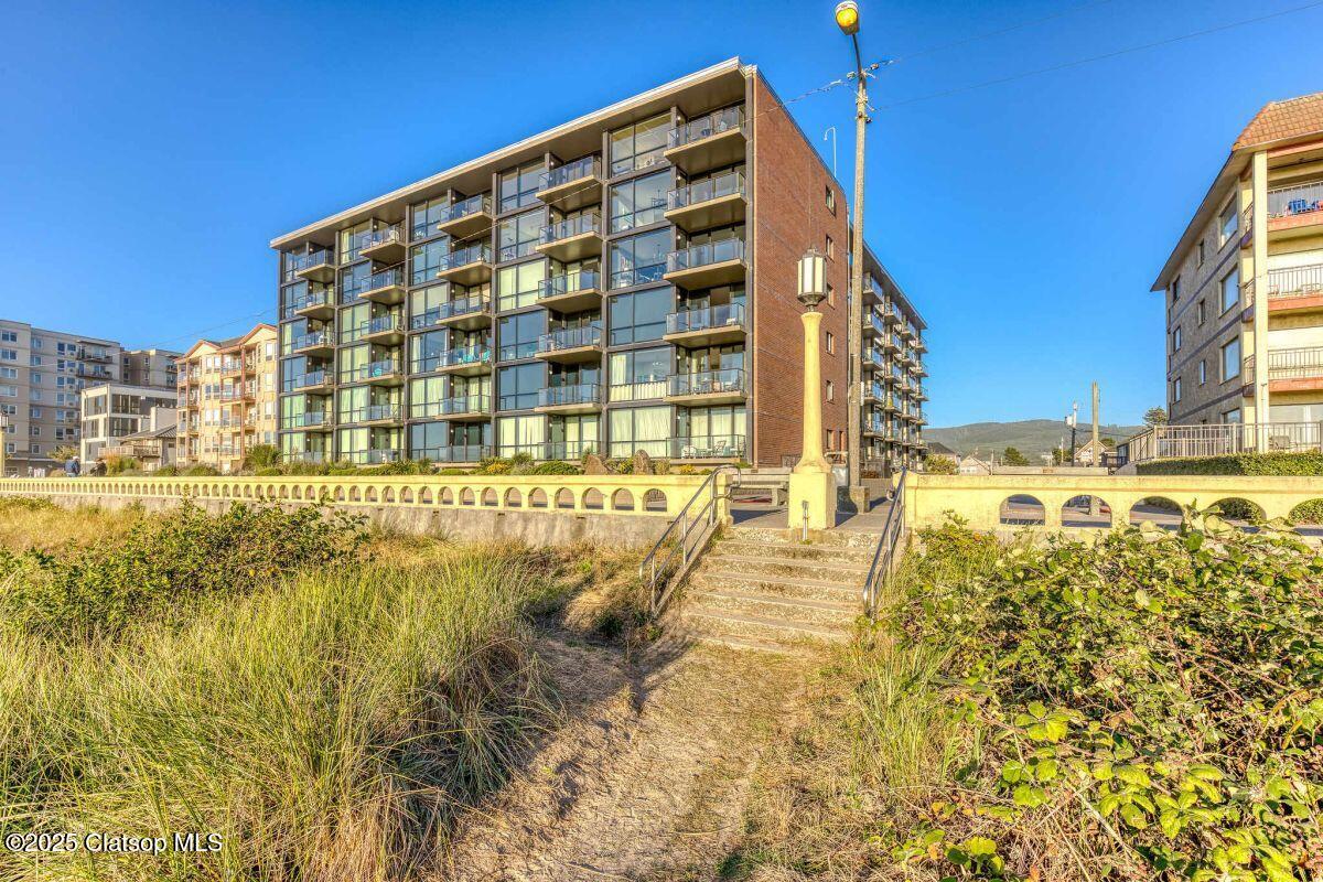 475 S Prom Property Photo 1