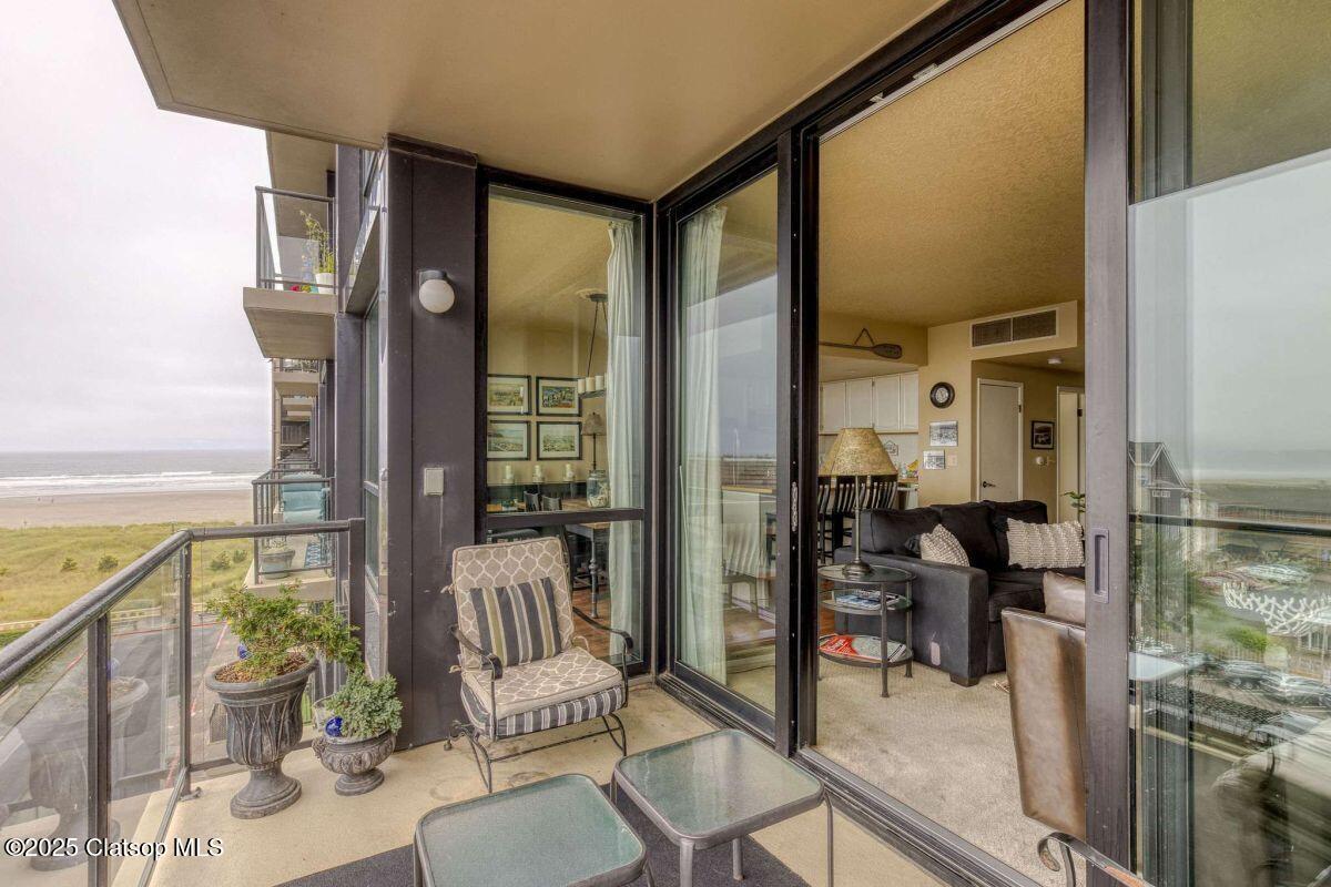 475 S Prom Property Photo 12