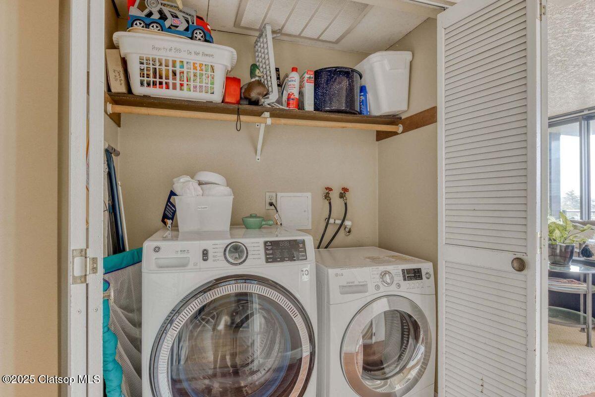 475 S Prom Property Photo 22