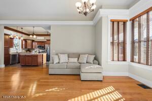 584 8th Street Property Photo 8