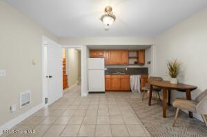 584 8th Street Property Photo 19