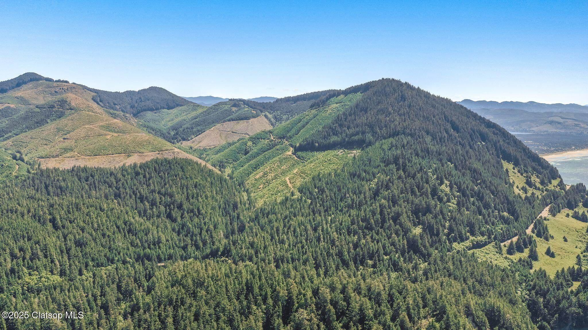 Hwy 101 South Property Photo 7