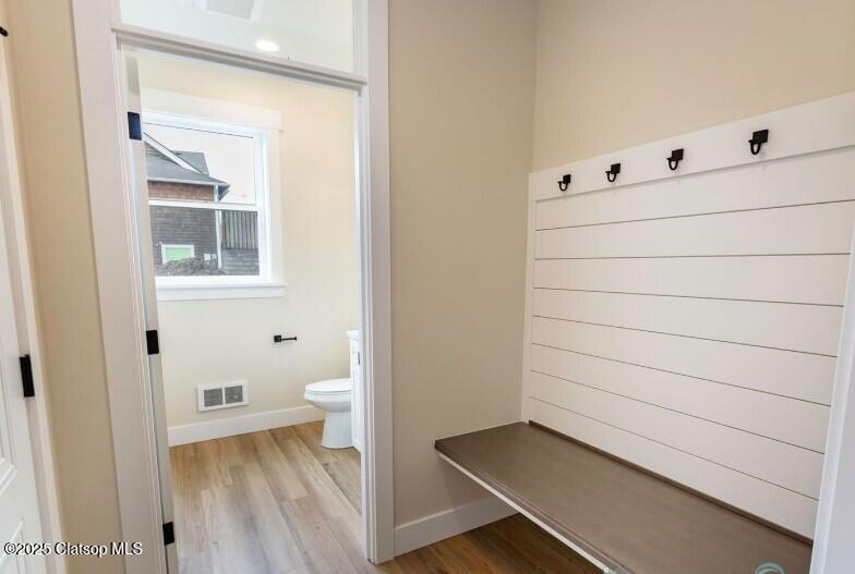 3389 101 Highway N Property Photo 2