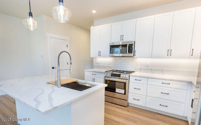 3389 101 Highway N Property Photo 9