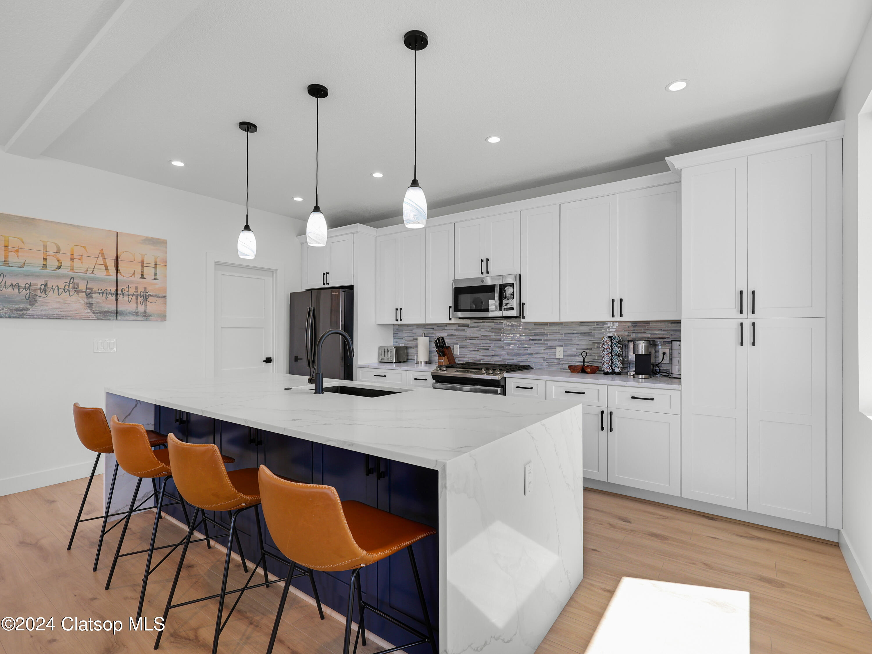 210 15th Avenue Property Photo 11