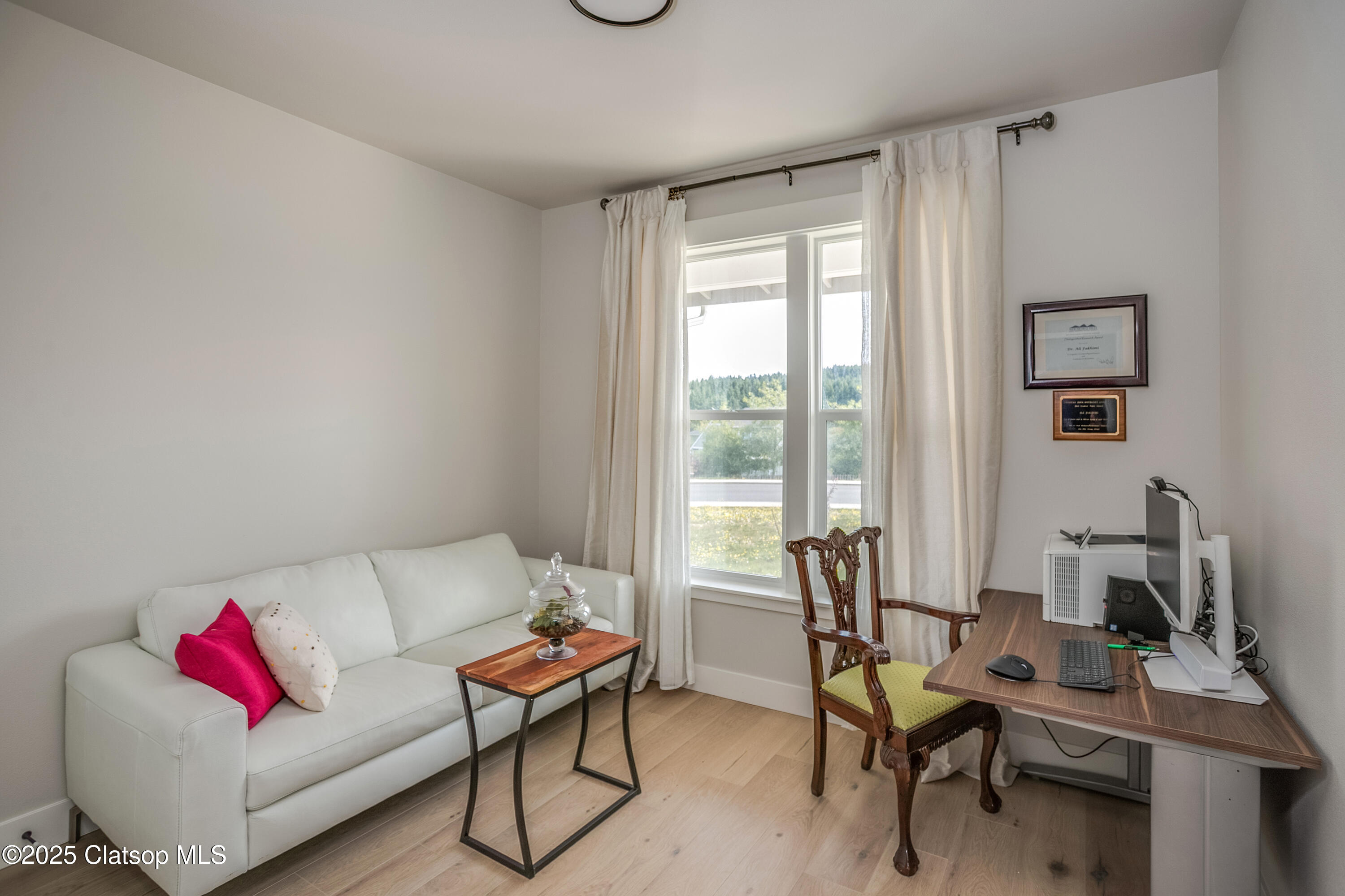 1190 Bugle Avenue Property Photo 17