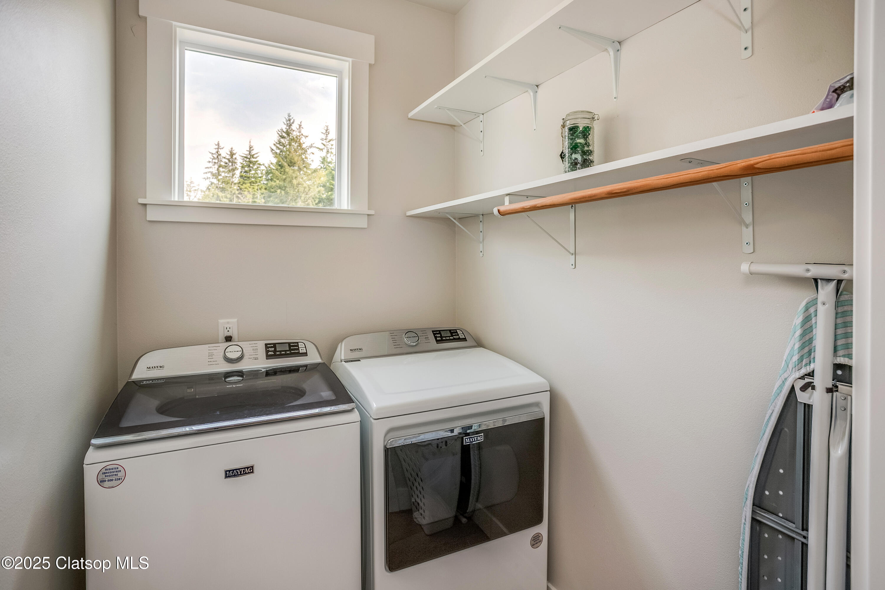 1190 Bugle Avenue Property Photo 19