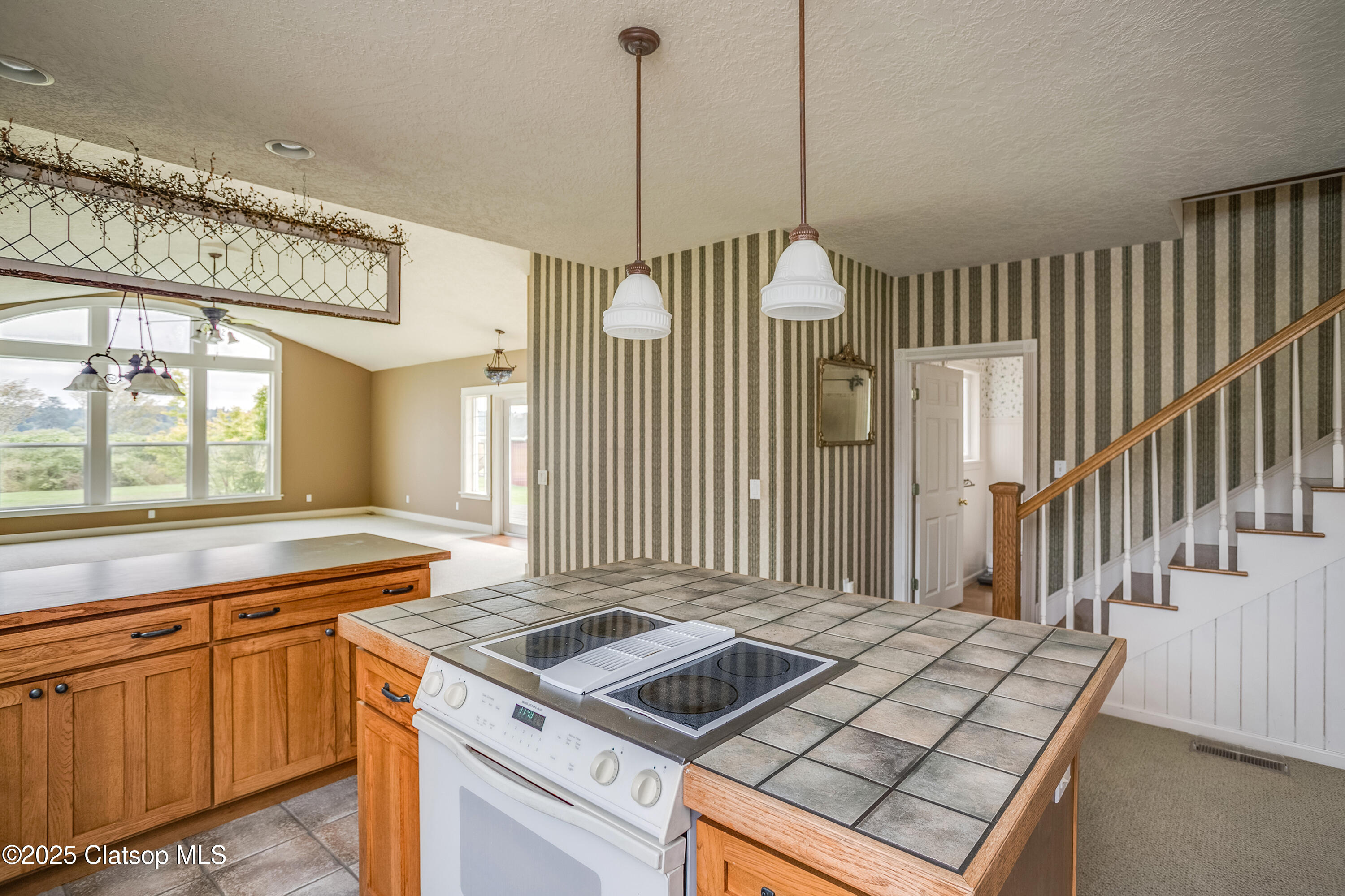 91681 Youngs River Road Property Photo 8