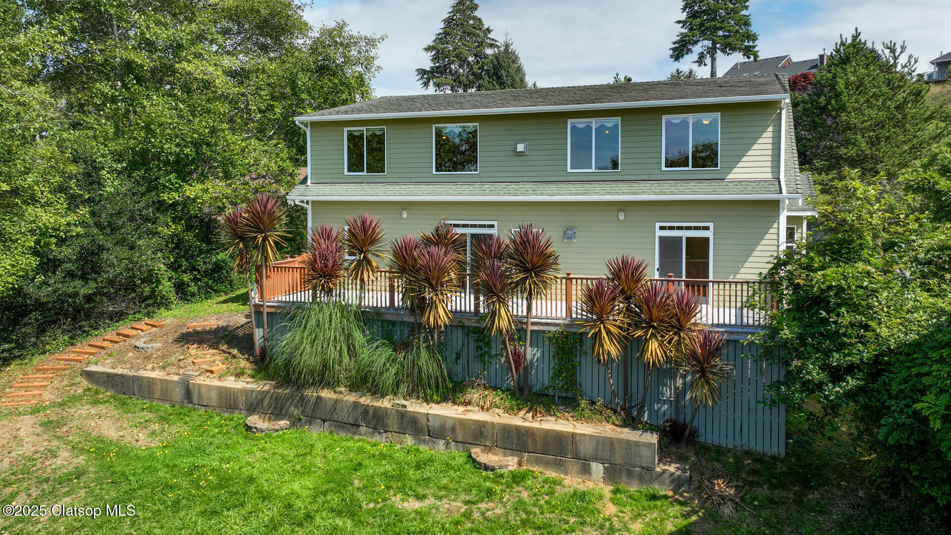 1805 Broadway Street Property Photo 2