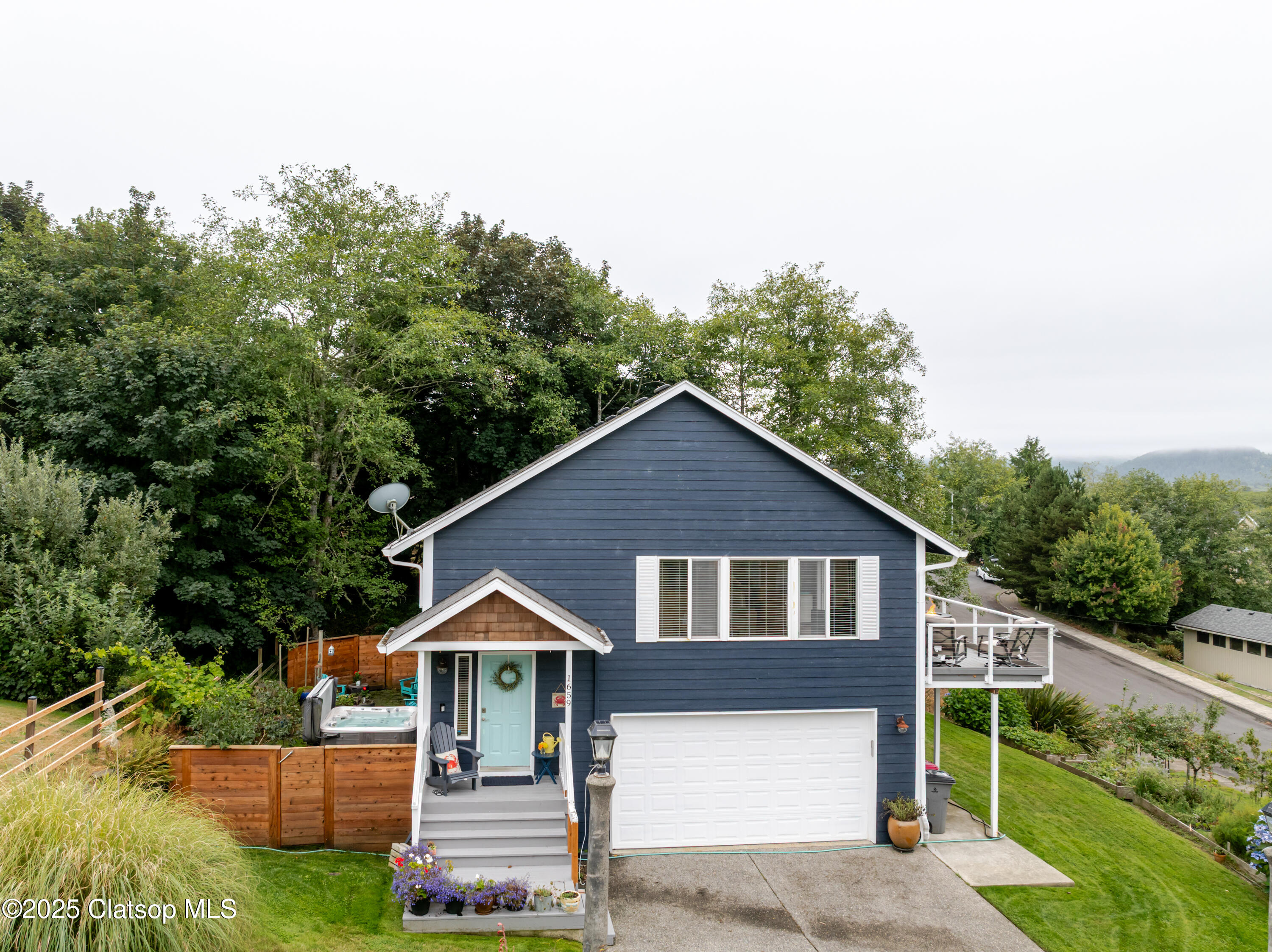 1659 Whispering Pines Drive Property Photo 1