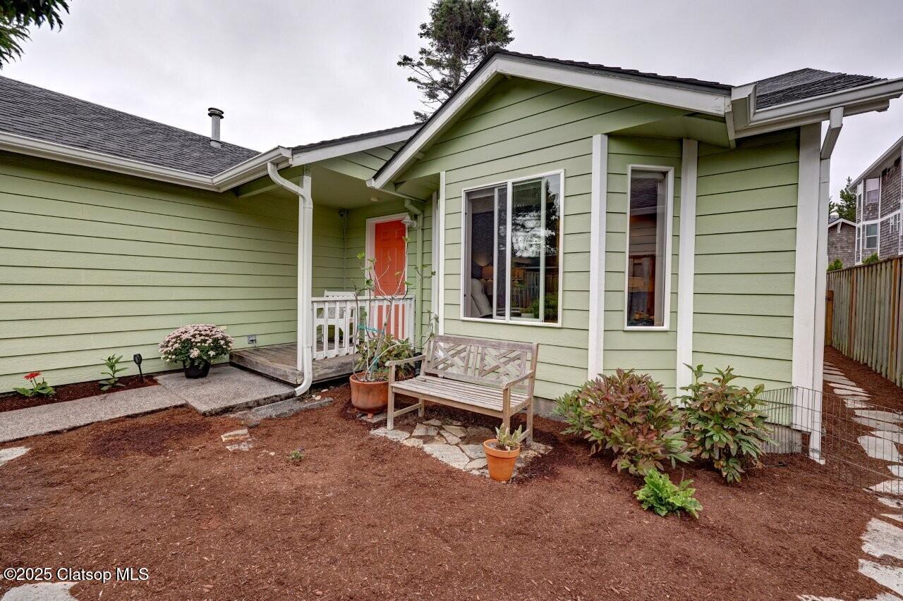 450 9th Avenue Property Photo 6