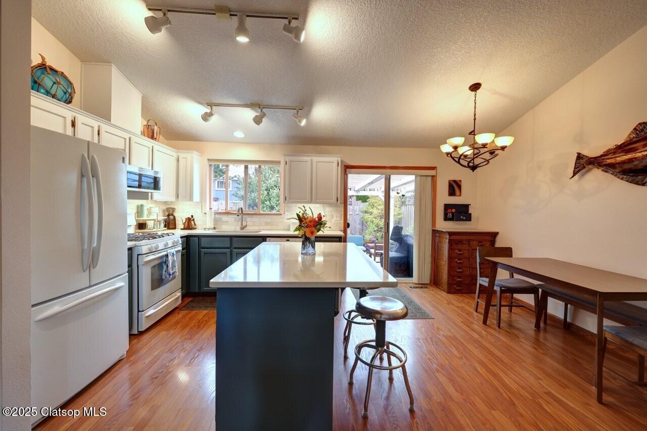 450 9th Avenue Property Photo 12