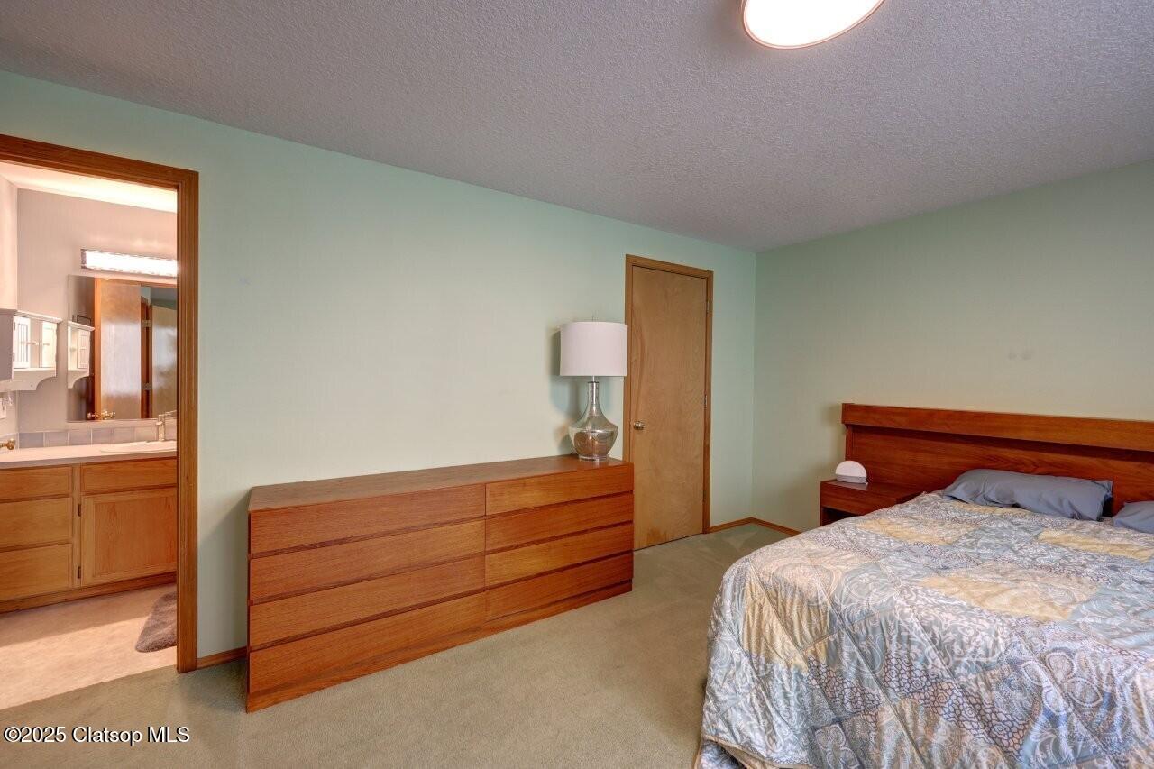 450 9th Avenue Property Photo 24