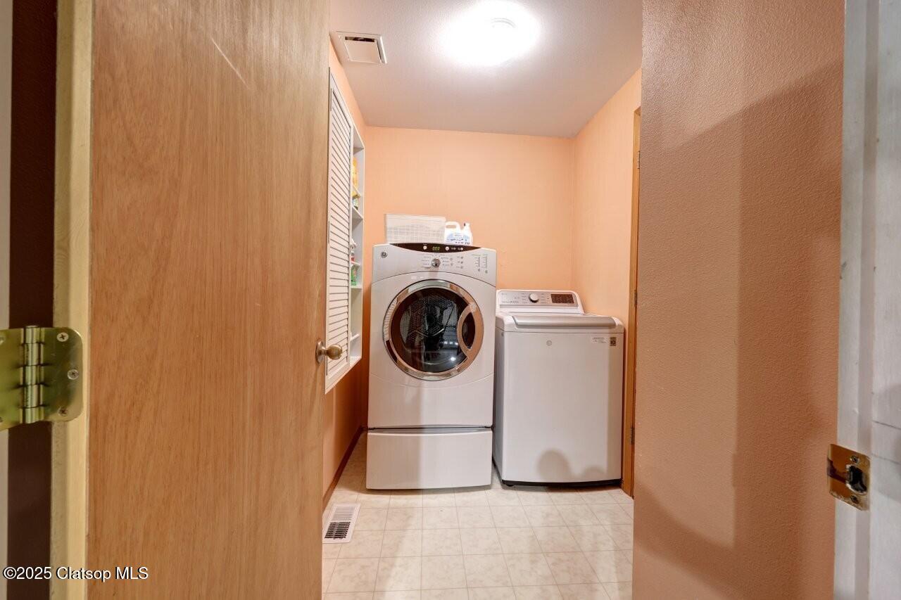 450 9th Avenue Property Photo 28