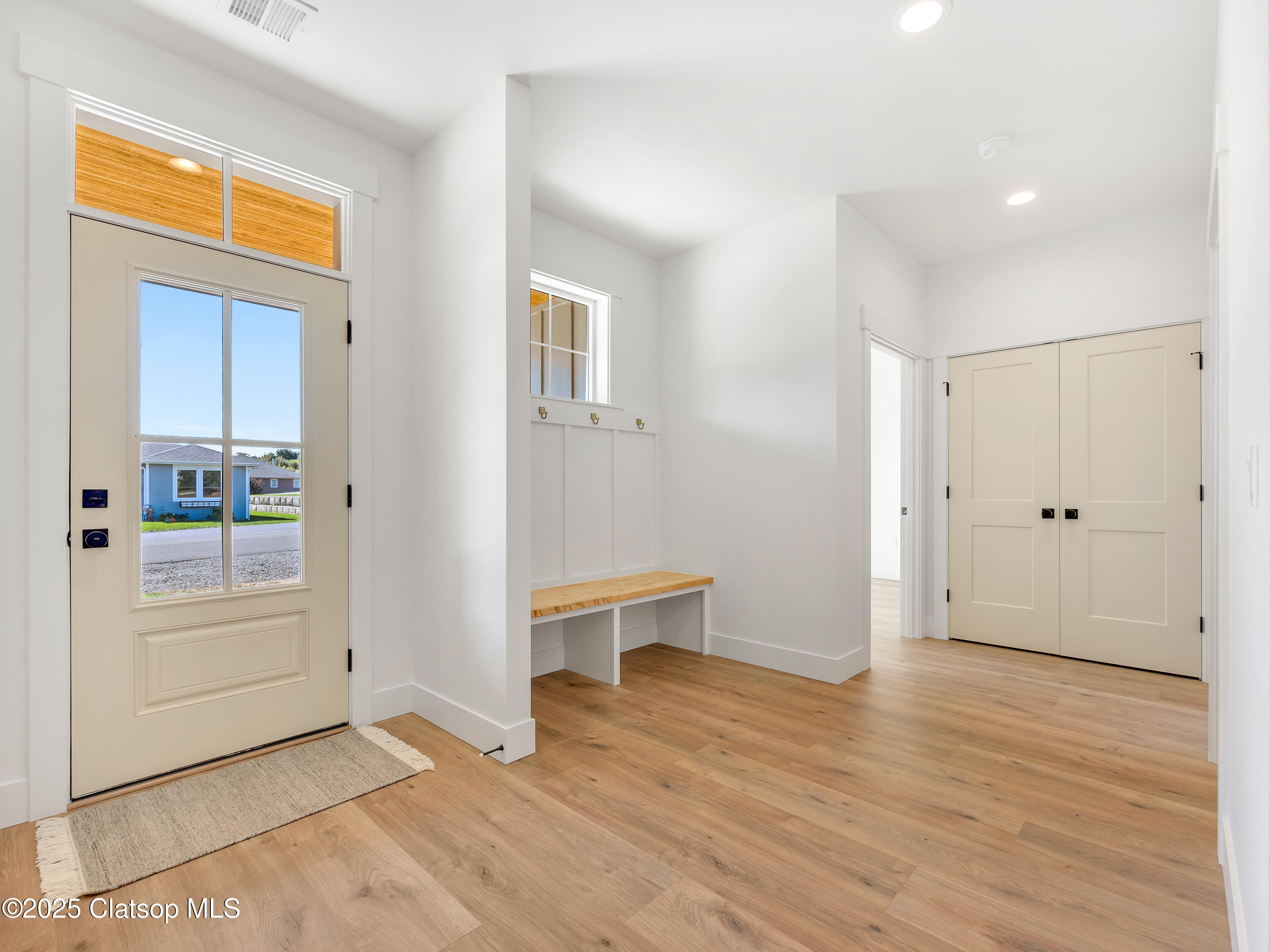 1054 Picture Place Property Photo 6