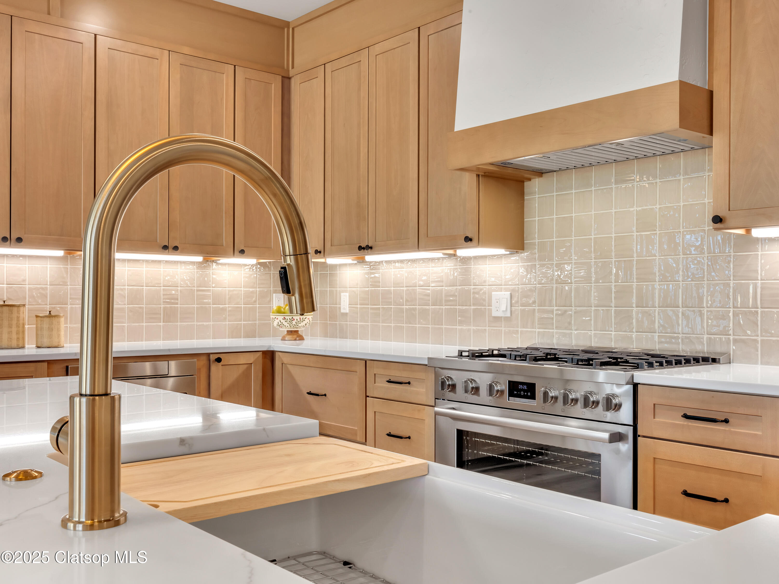 1054 Picture Place Property Photo 14