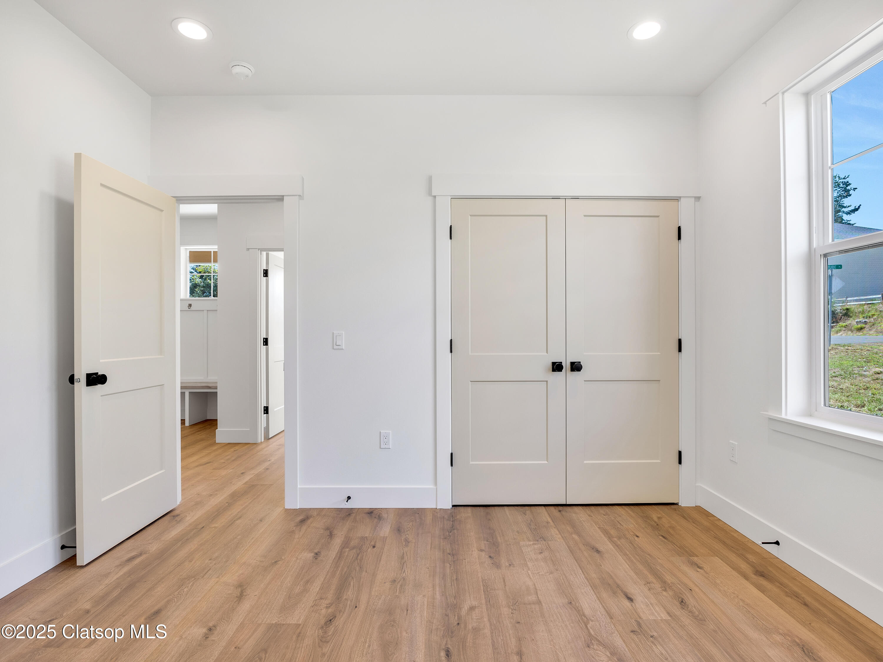 1054 Picture Place Property Photo 38