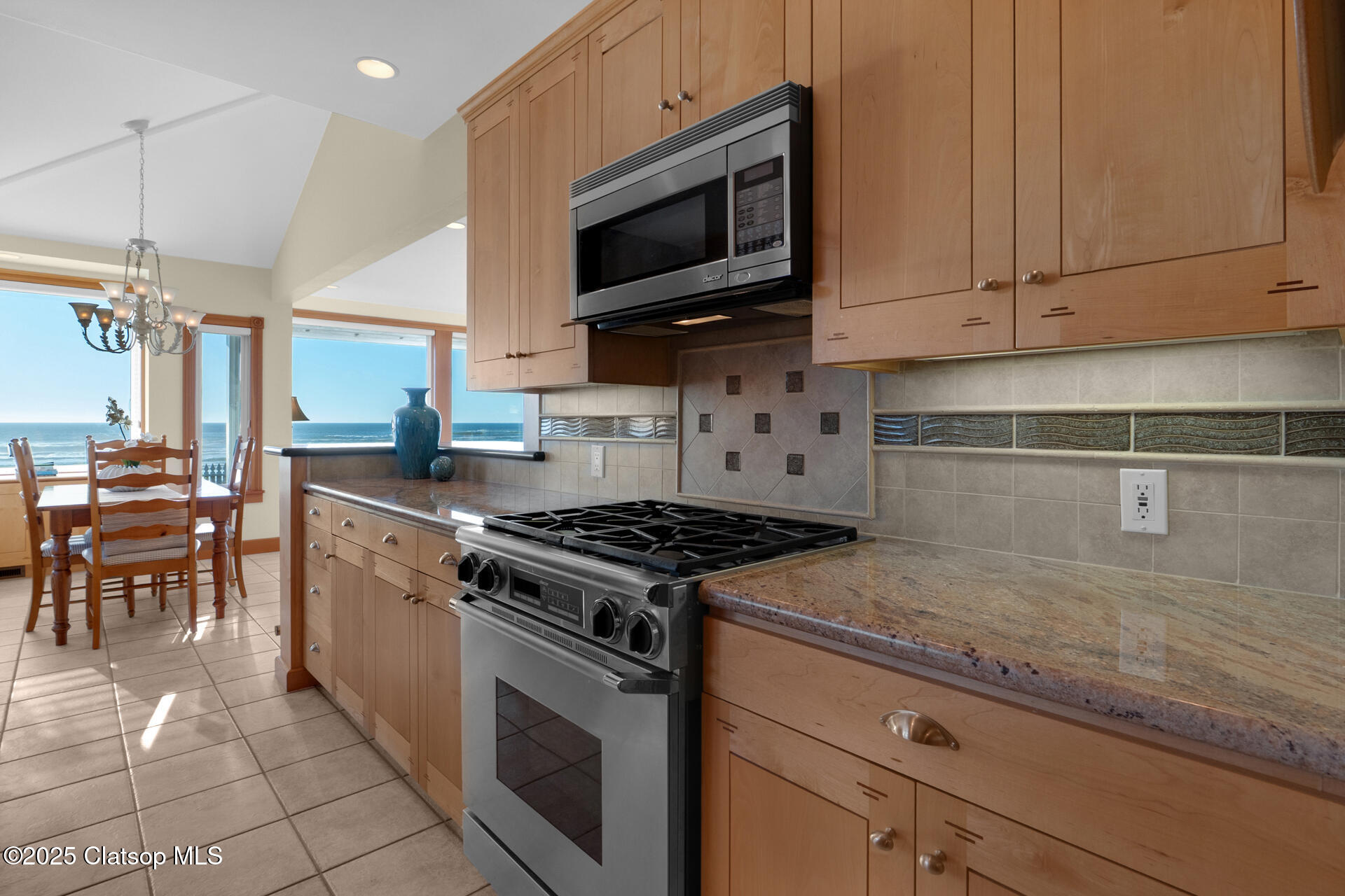 286 Kenai Street Property Photo 34