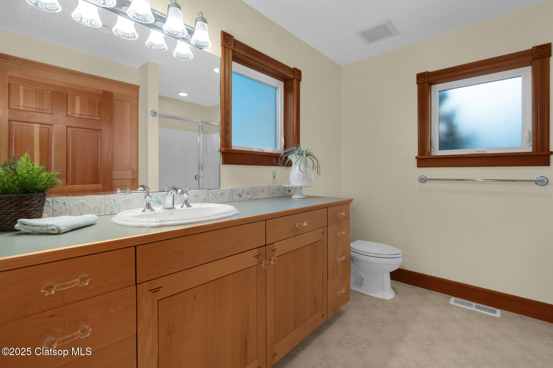 286 Kenai Street Property Photo 39