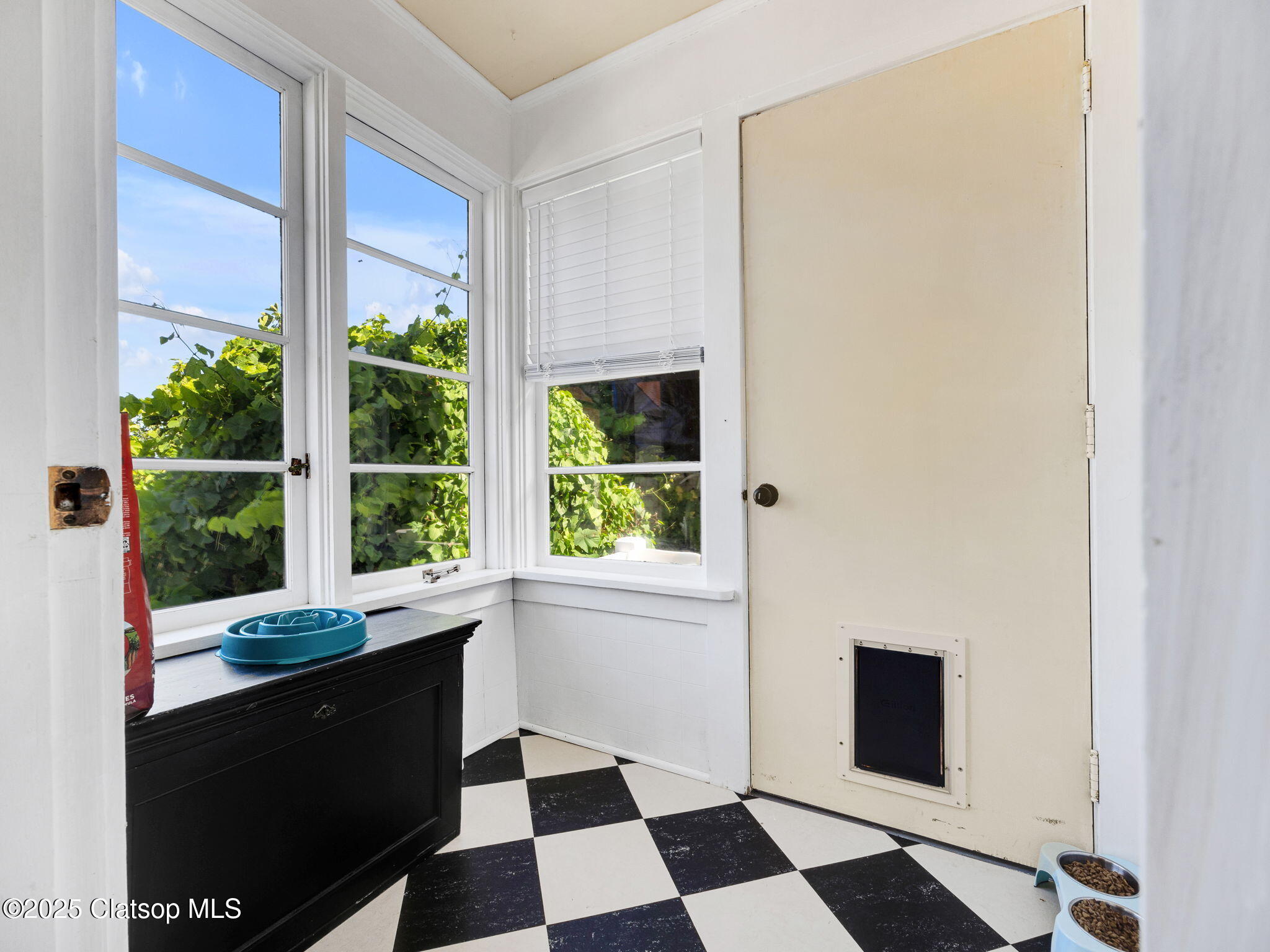 192 W Exchange Street Property Photo 17