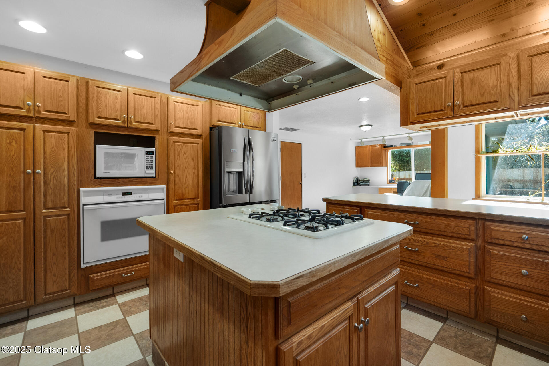 91664 Smith Lake Road Property Photo 16