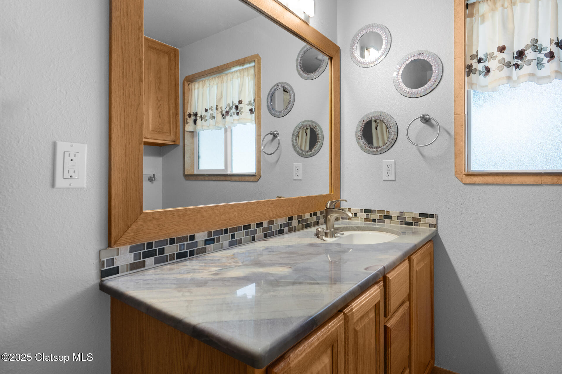 91664 Smith Lake Road Property Photo 24