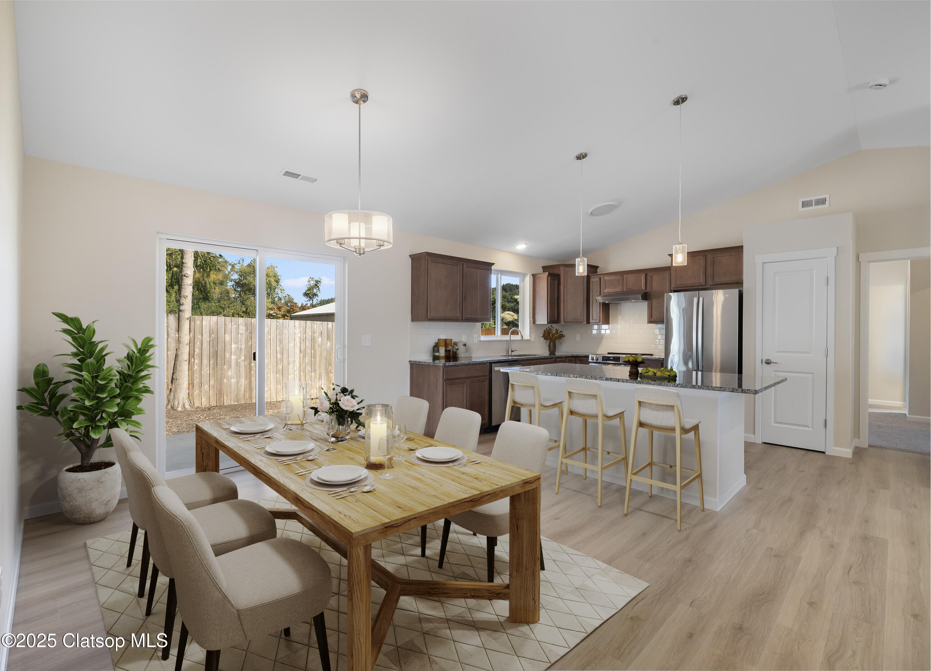 11480 Fern Way Property Photo 8