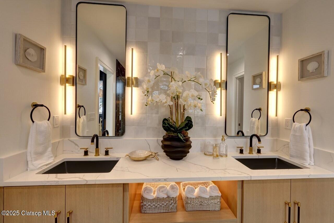 1625 Forest Lawn Road Property Photo 23