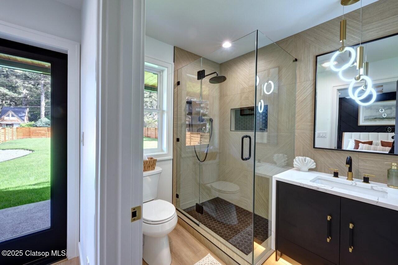 1625 Forest Lawn Road Property Photo 33