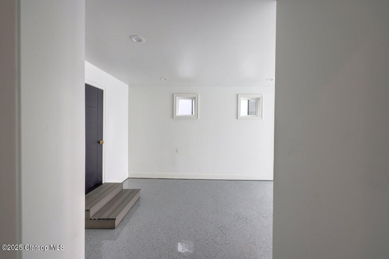 1625 Forest Lawn Road Property Photo 44