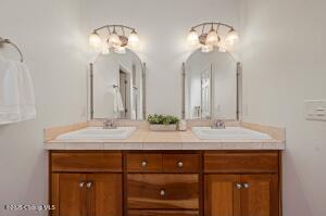 1049 Nautical Drive Property Photo 28