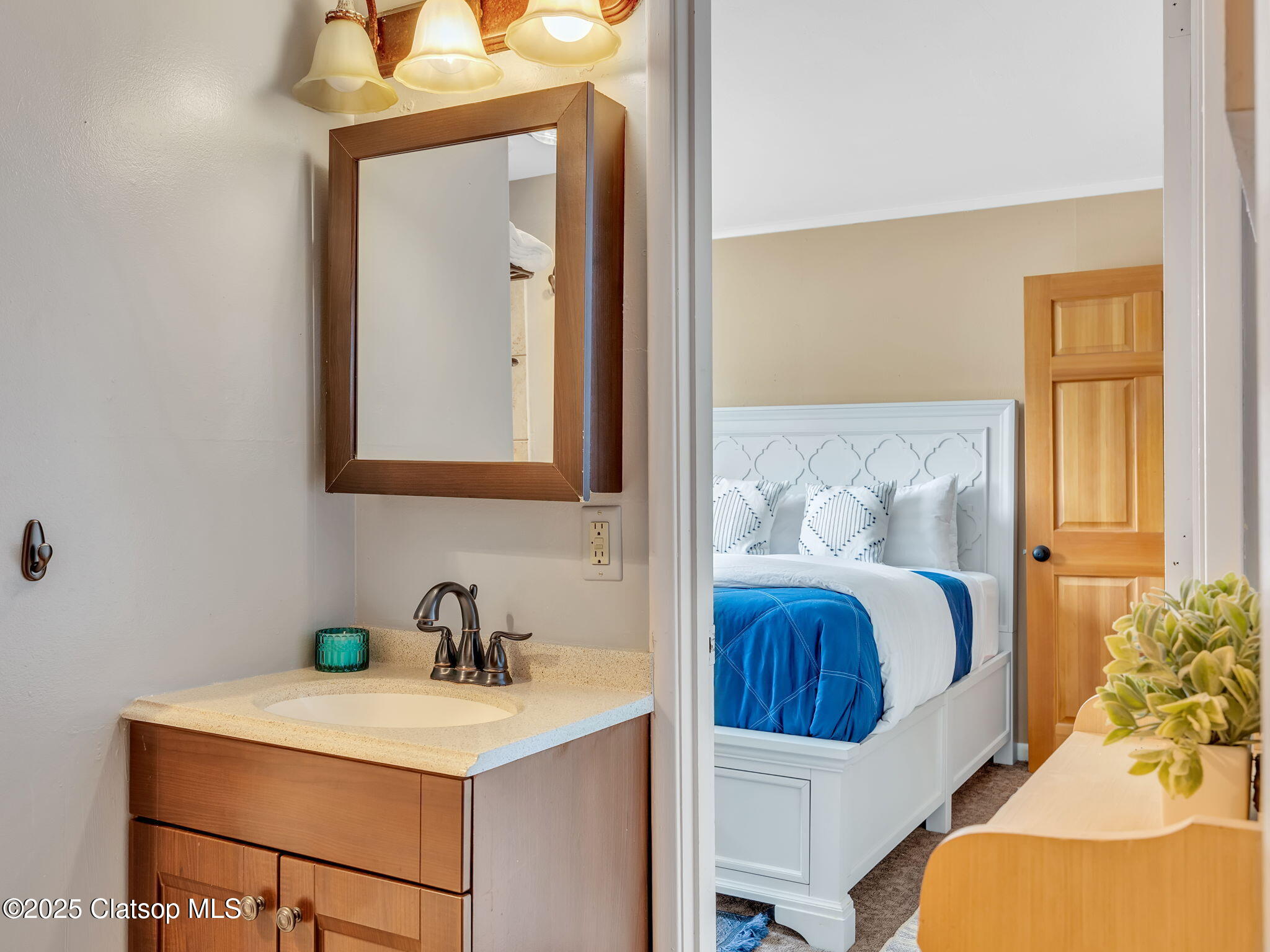 3140 Sunset Blvd Property Photo 17