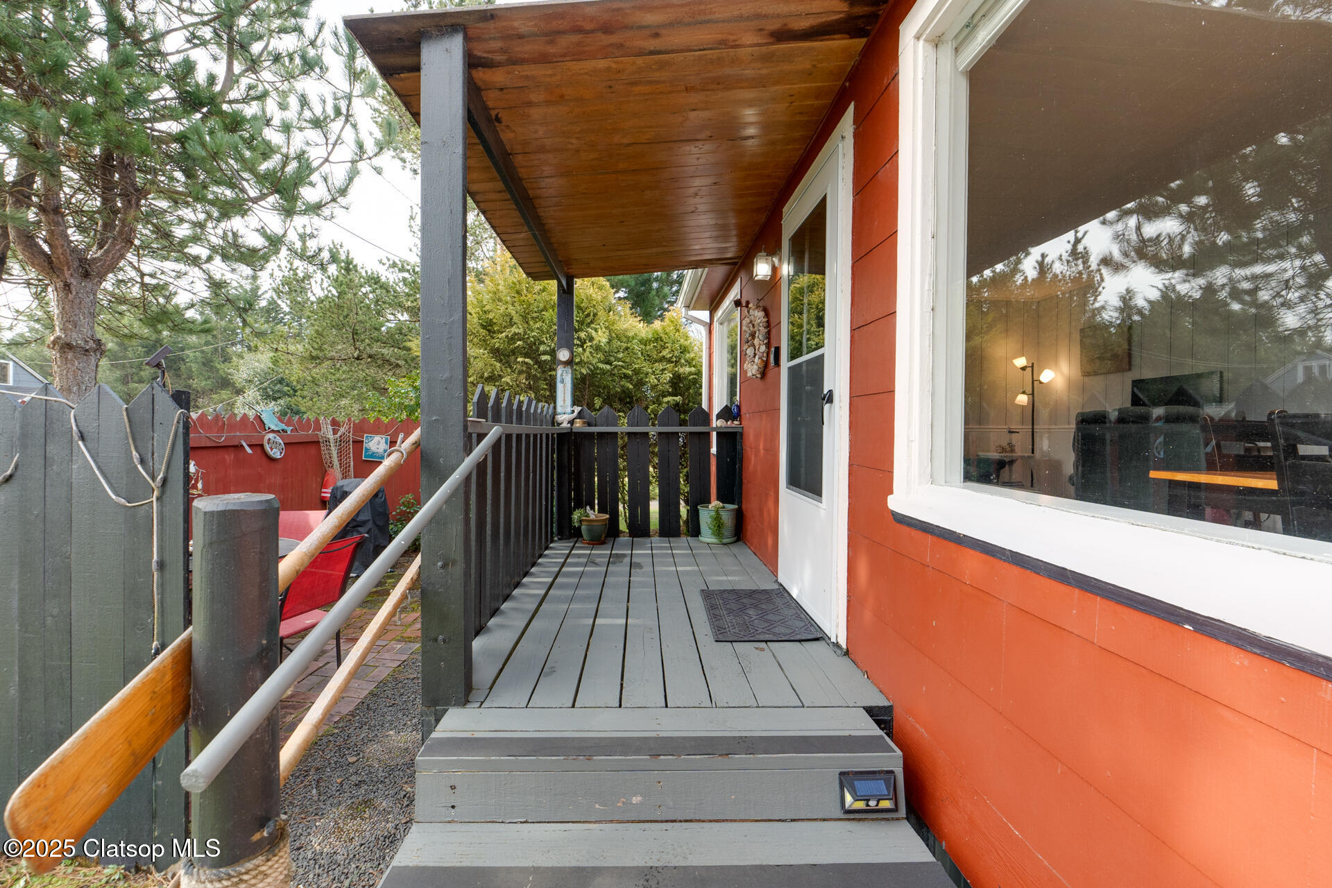 33187 Sea Ridge Lane Property Photo 4