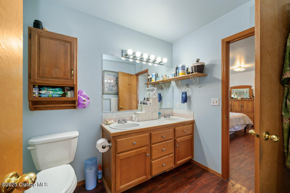 117 Driftwood Avenue E Property Photo 12