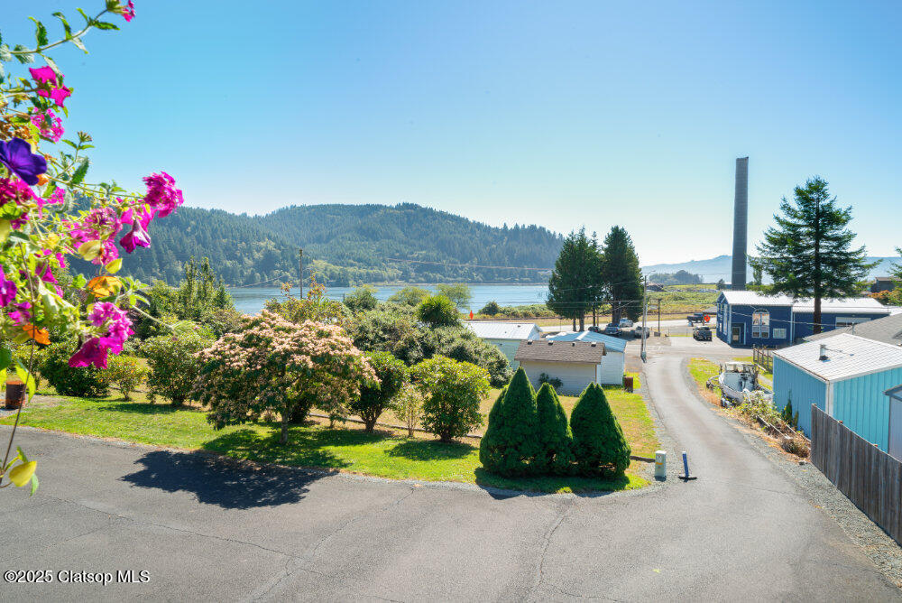 117 Driftwood Avenue E Property Photo 18