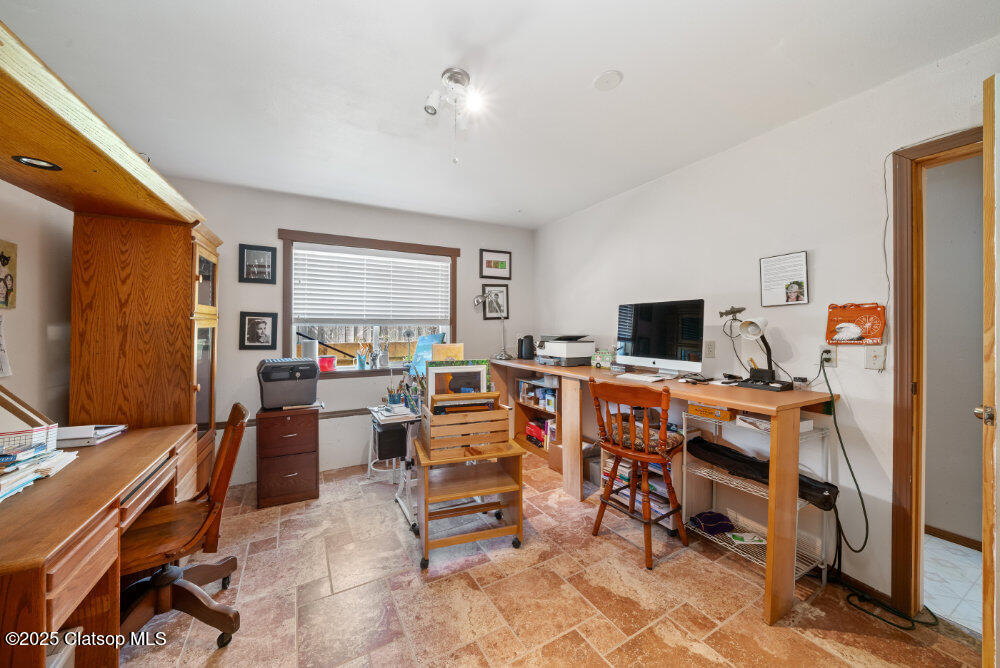 117 Driftwood Avenue E Property Photo 20