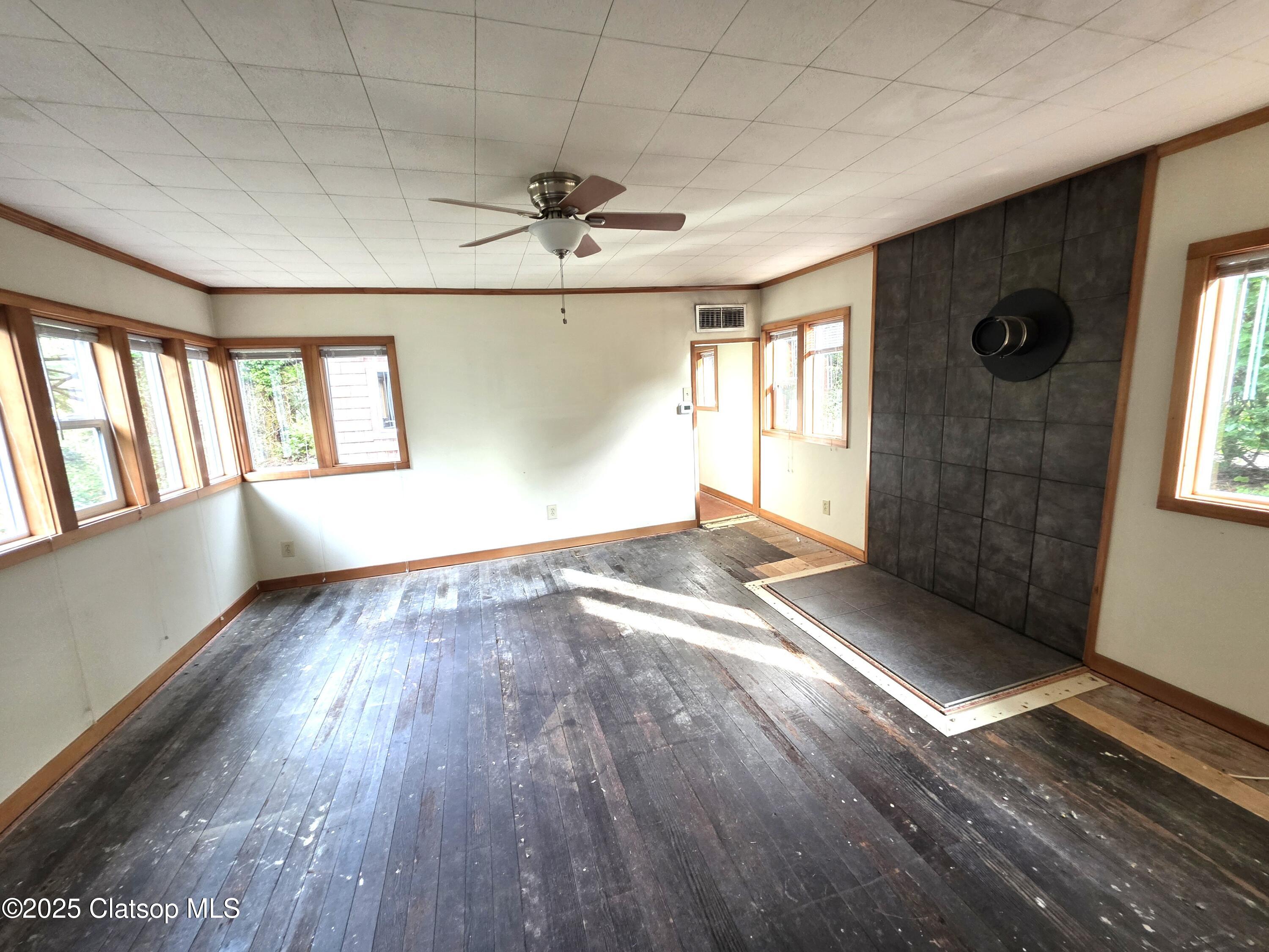 79906 Greenleaf Road Property Photo 6