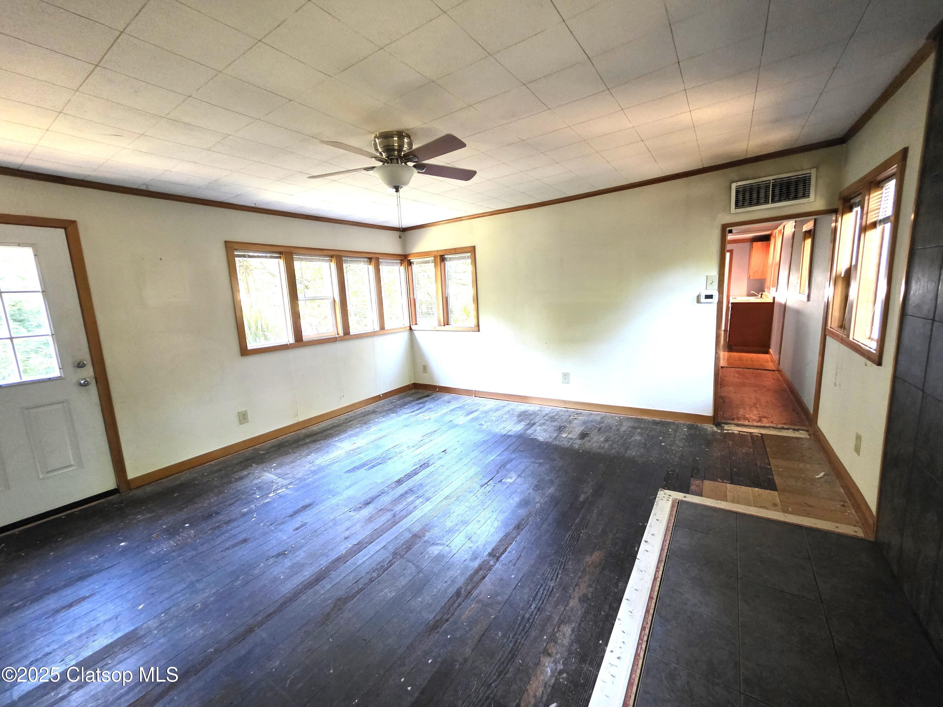 79906 Greenleaf Road Property Photo 10